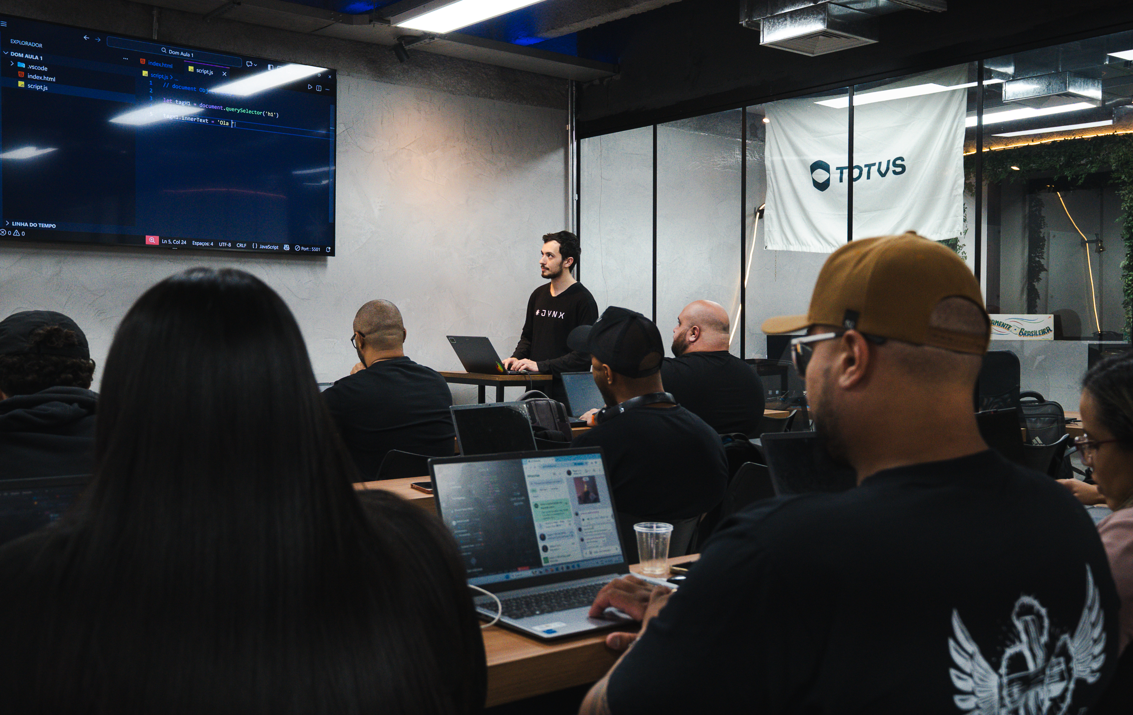 Aula presencial do curso de IA da JYNX em São Paulo